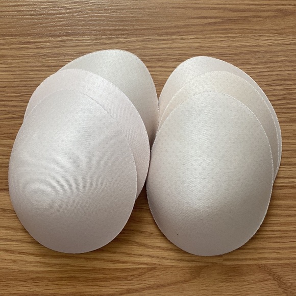 ❤️ Six Lululemon Bra Insert Pads Size 4 New - Picture 1 of 3